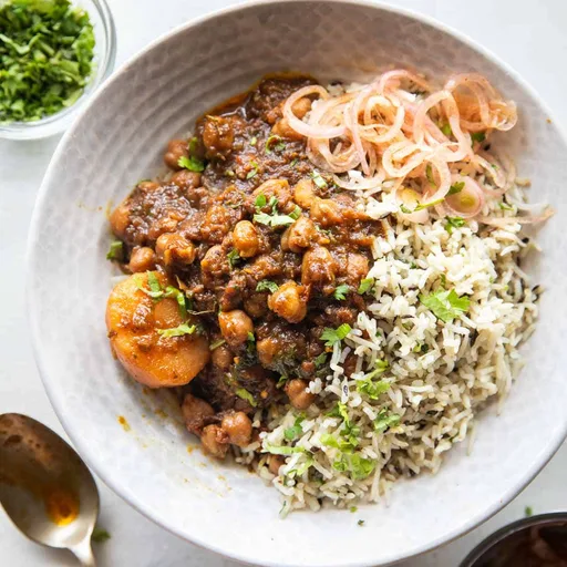 Pressure Cooker Chana Masala (Instant Pot and Stovetop recipes)