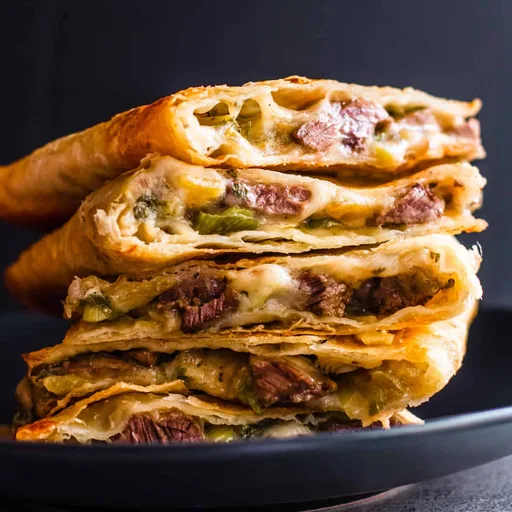 Quesadillas de carne asada