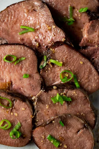 Lengua de ternera al baño maría