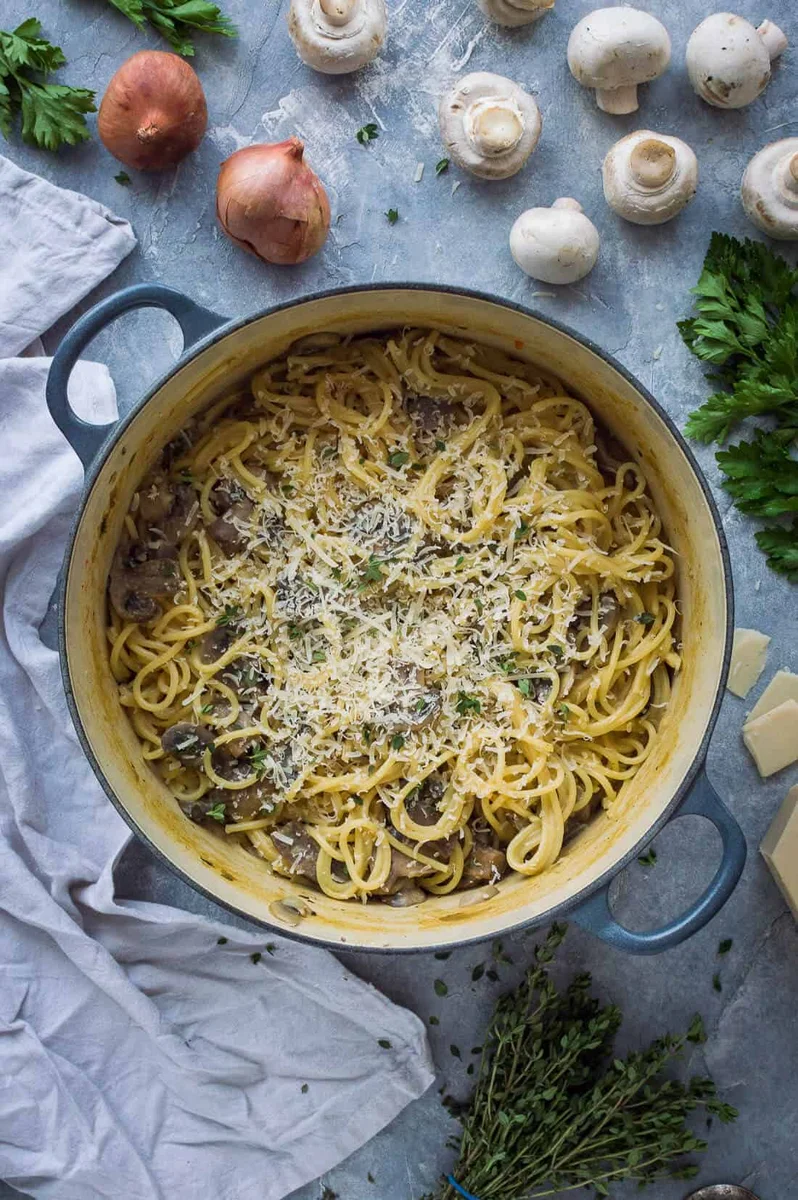One Pot Mushroom Pasta (Vegan)