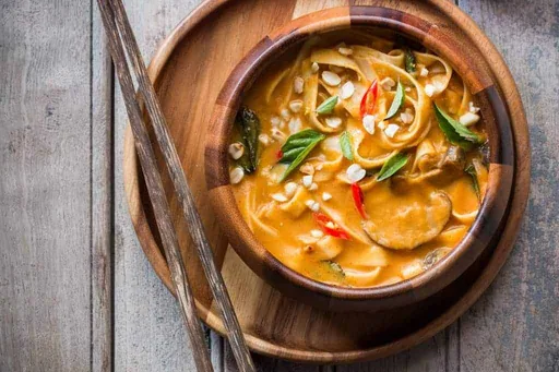 Spicy Thai Curry Pumpkin Noodle Soup
