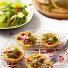Mini Quiches de Bacon, Puerro y Tomates Cherry