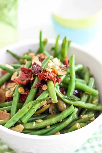 Green Beans, Olives And Sundried Tomato Salad