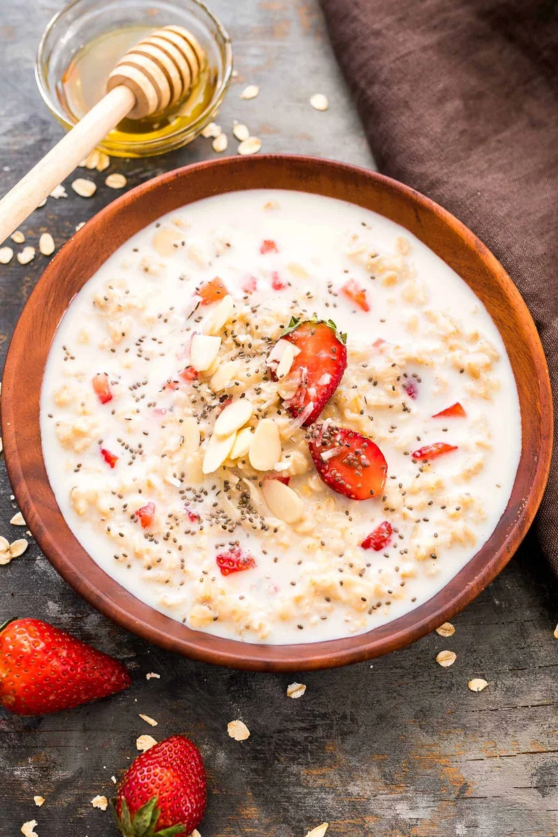 Healthy Strawberries and Cream Breakfast Oatmeal