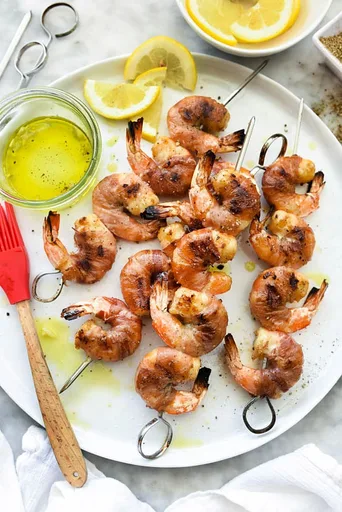 Brochetas de Gambas a la Parrilla Envueltas en Prosciutto