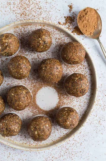 Chocolate Chip Peanut Butter Energy Bites