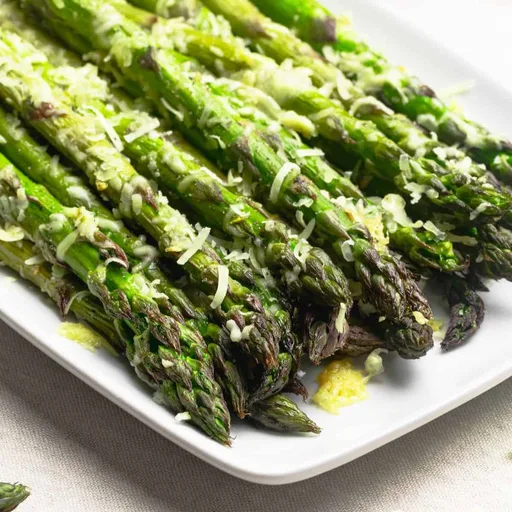 Espárragos con ajo y parmesano