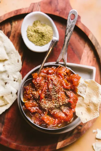 Chutney de tomate y dátiles