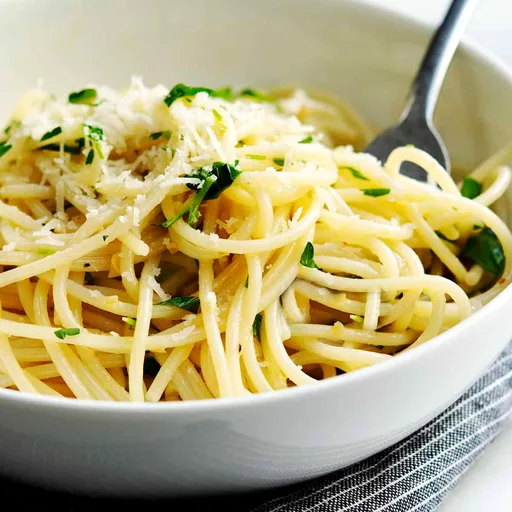 Pasta al limón y ajo