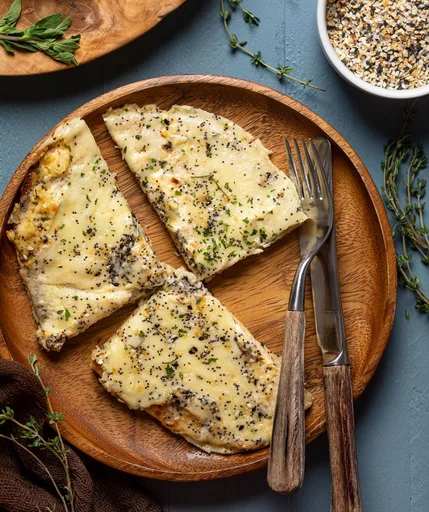 Easy Everything Bagel Cheese Naan Pizza