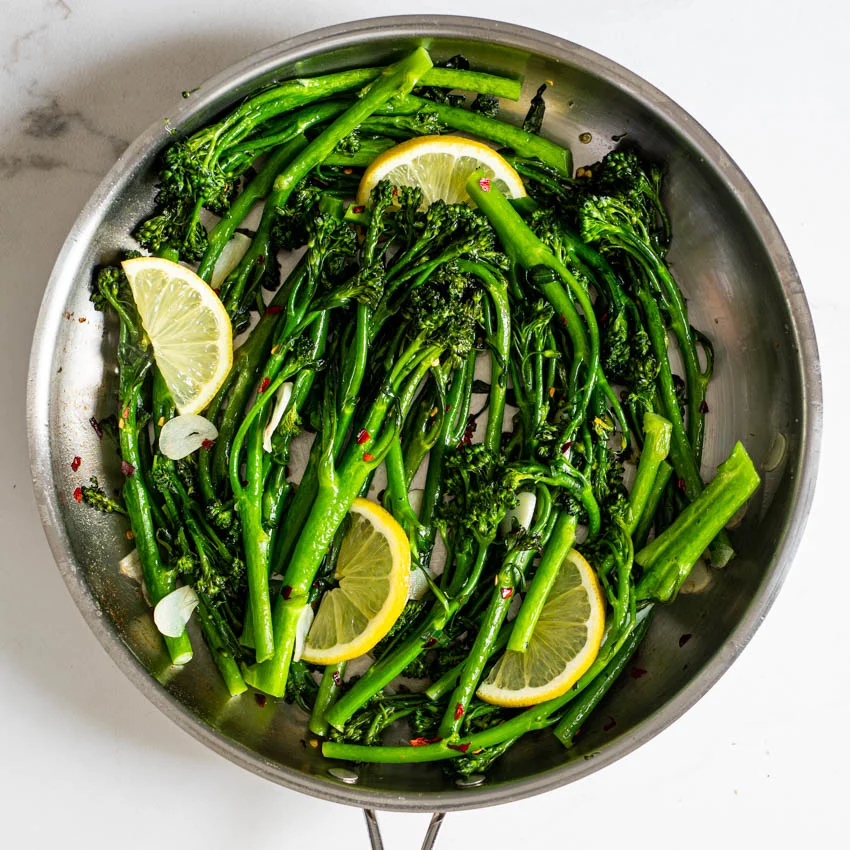 10-minute lemon garlic sautéed broccolini
