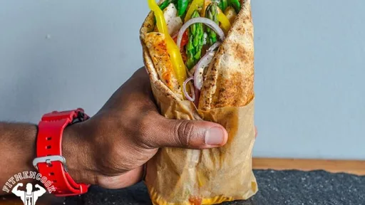Epic Sriracha Chicken & Veggie Gyro