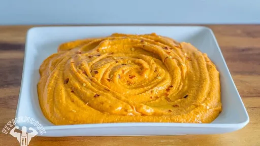 Healthy Roasted Red Pepper Hummus