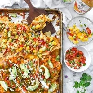 Nachos de Pollo Jamaicano