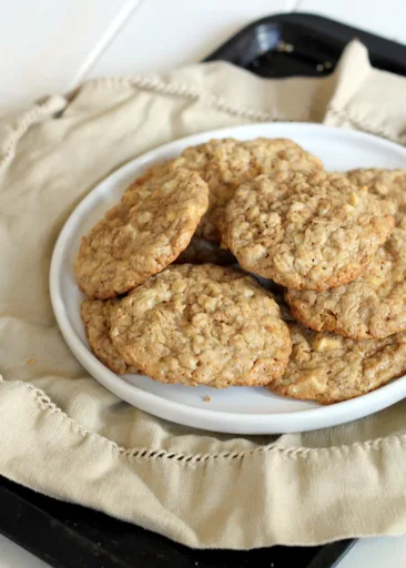 White Chocolate Oatmeal Cookies
