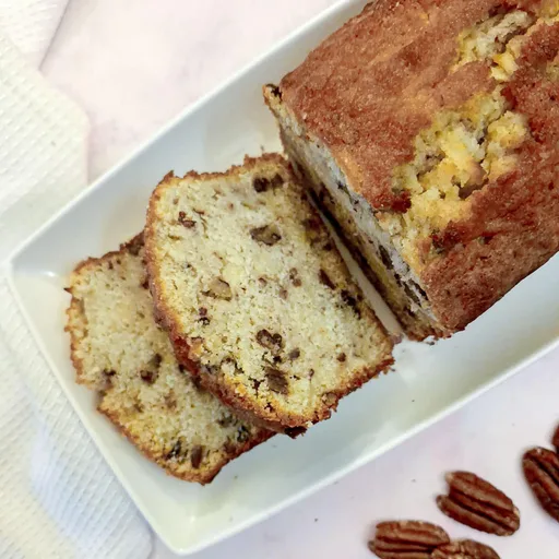 Apple and pecan nut loaf