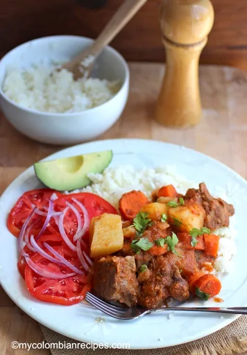 Estofado de res en salsa de tomate