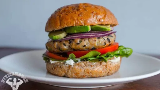 Sesame Tuna Steak Burger