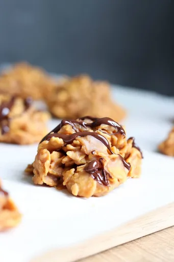 5 Ingredient Peanut Butter No Bake Cornflake Cookies