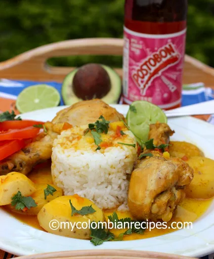 Sudado de pollo (estofado de pollo al estilo colombiano)