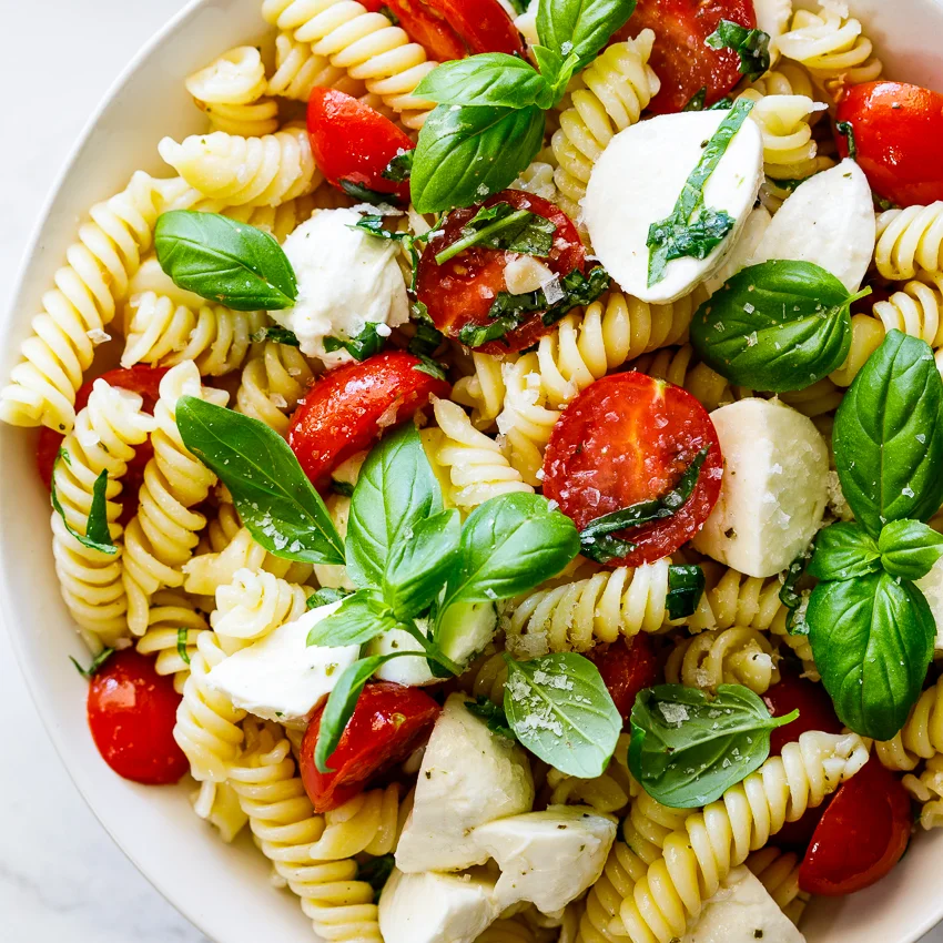Caprese pasta salad