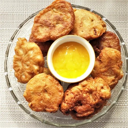 Banana Fritters with lemon caramel sauce