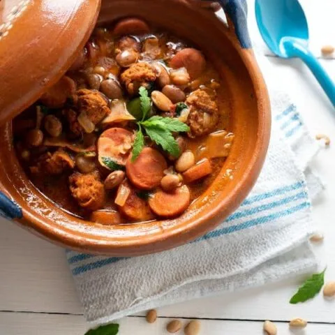 Receta de sopa española de judías al horno