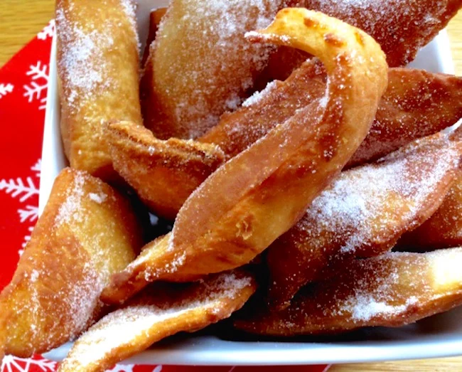 Receta de Hojuelas o Hojaldras Colombianas