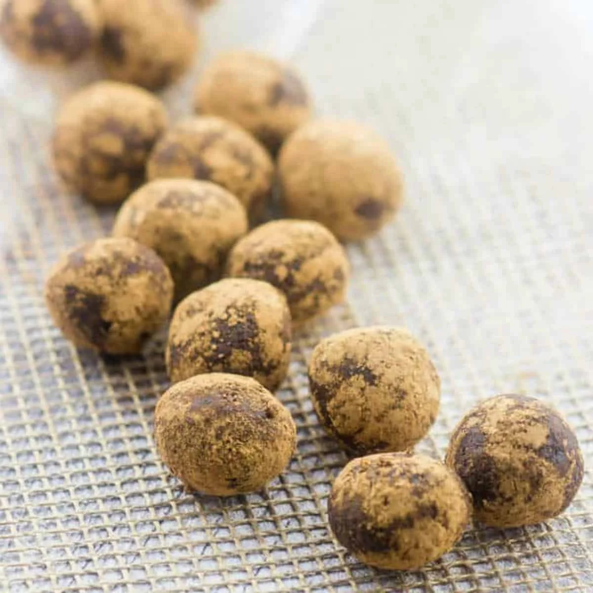 Raw Cacao Energy Balls