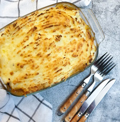 Cottage Pie with a crispy potato topping