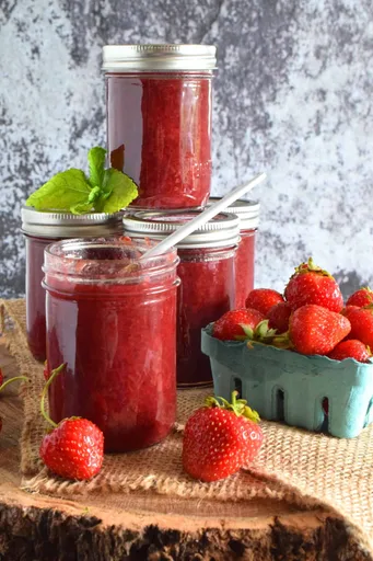 Canned Strawberry jam