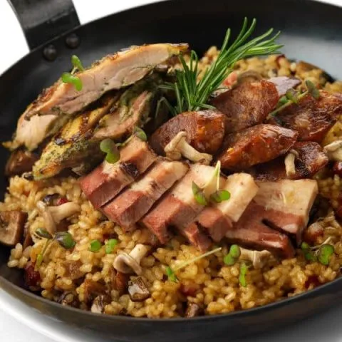 Receta de paella de carne española