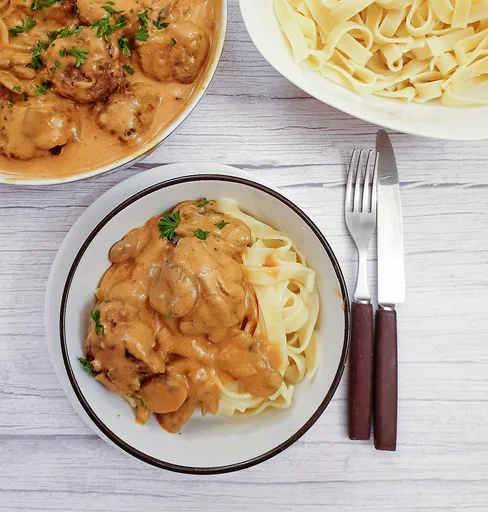 Creamy meatball stroganoff