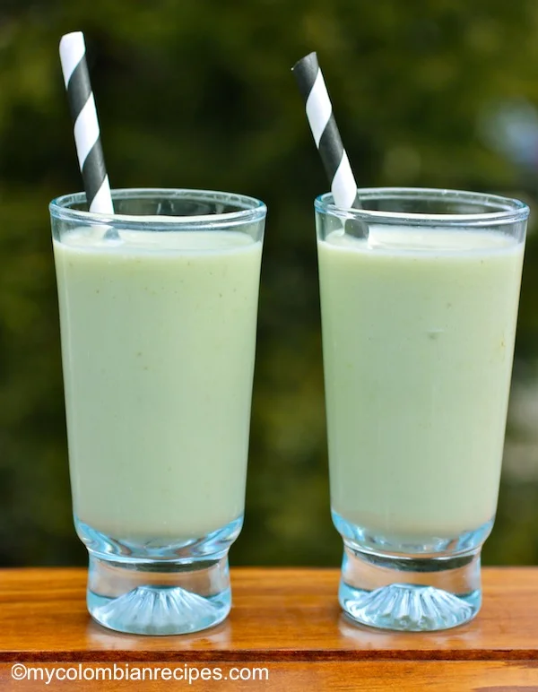 Receta de Fresco de Aguacate (Jugo de Aguacate)
