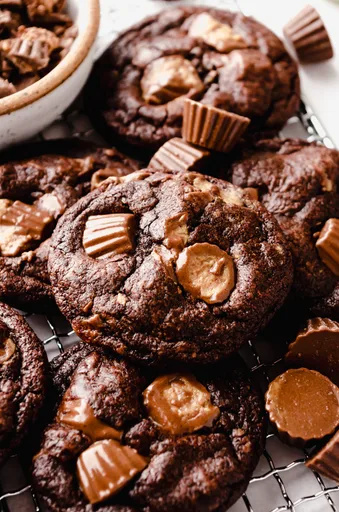Chocolate Peanut Butter Cup Cookie Recipe
