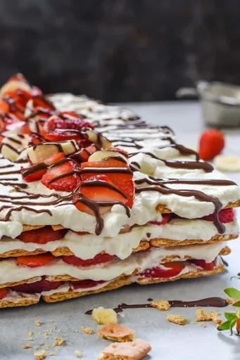Pastel helado de fresa