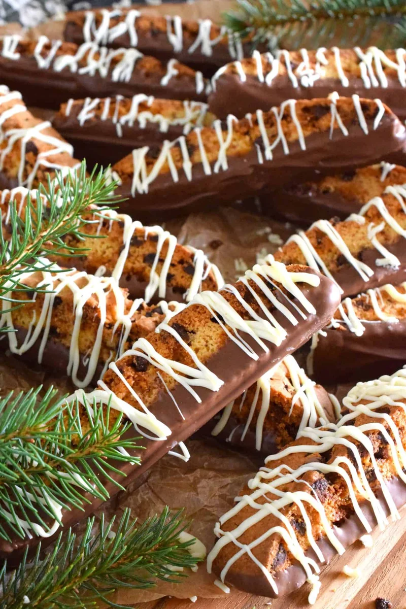 Milk and White Chocolate Biscotti