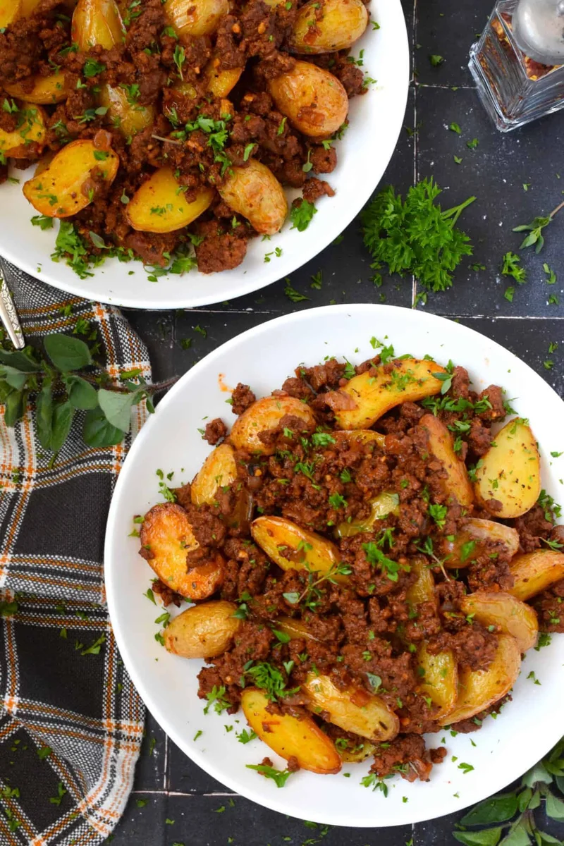 Roasted Potatoes and Ground Beef Dinner
