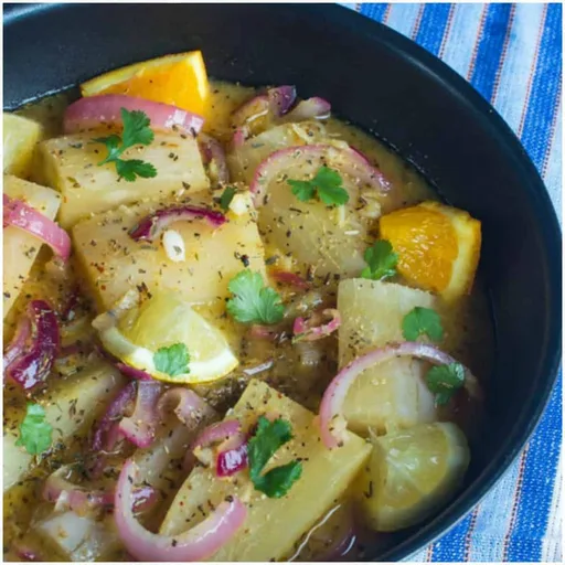 Yuca con mojo