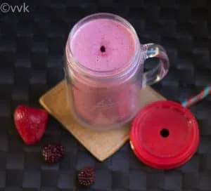 Batido de yogur y frutos rojos