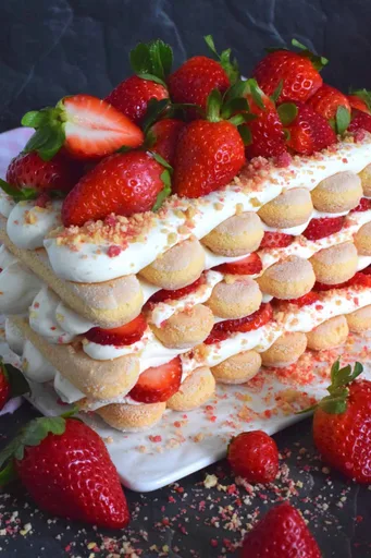 Tiramisú de pastelito de fresa