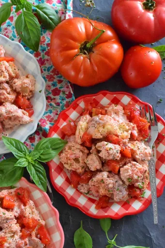 Ensalada Panzanella de tomate