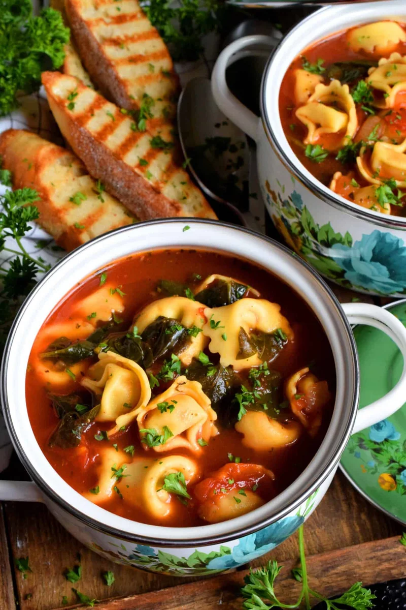 Tomato Tortellini Soup