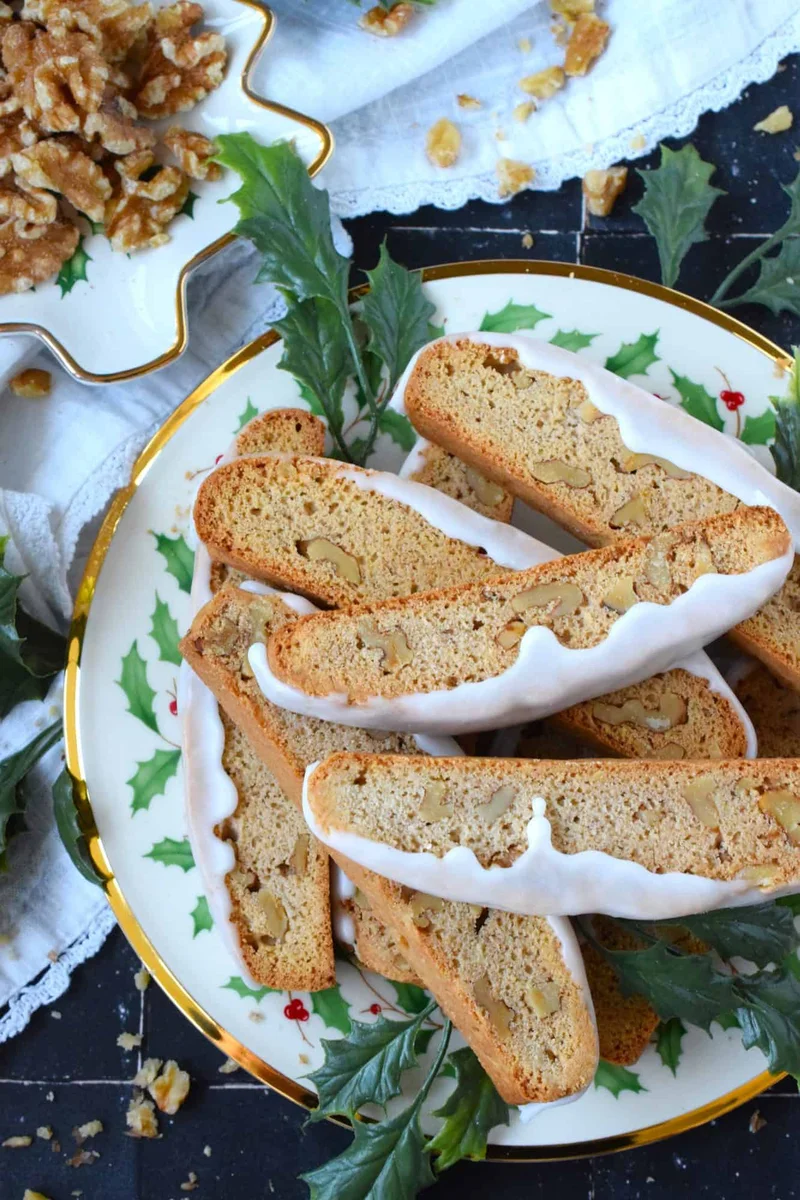 Walnut Crunch Biscotti