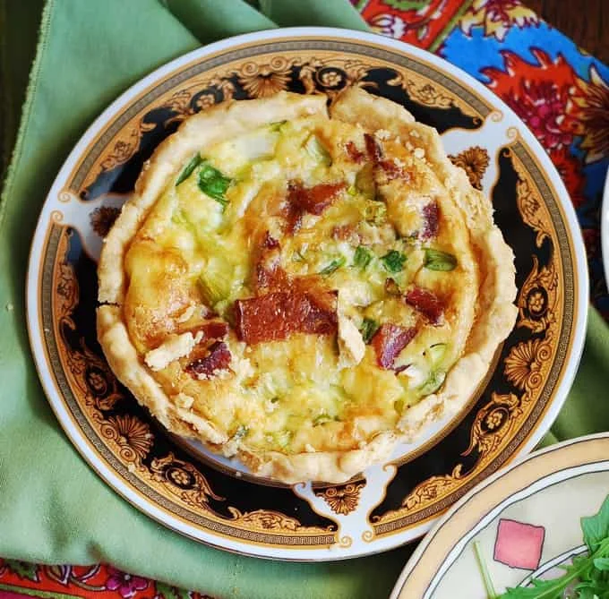 Bacon and Egg Breakfast Quiche Tartlets