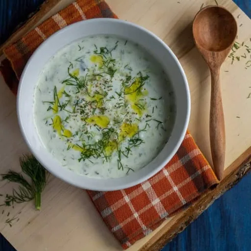 Tzatziki Sauce | Cucumber and Yogurt Sauce