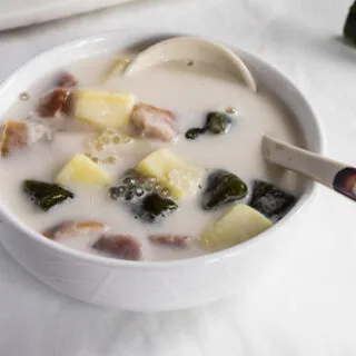 Gachas de arroz glutinoso negro