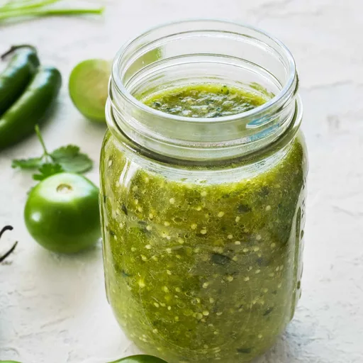 Salsa Verde Mexicana (Salsa de Tomatillo)