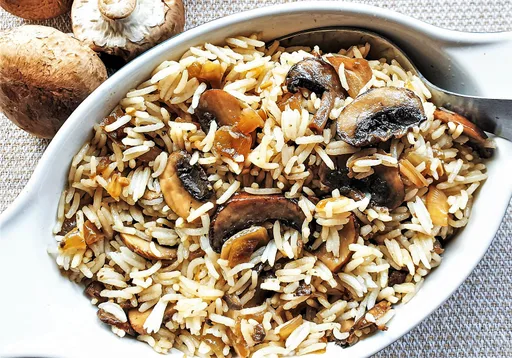 Spicy mushroom fried rice