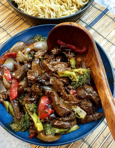 Ternera salteada al estilo de Sichuan